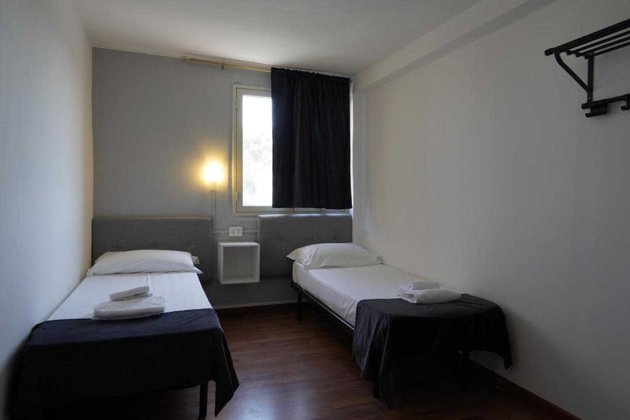 Airport Suite CTA Exterior foto